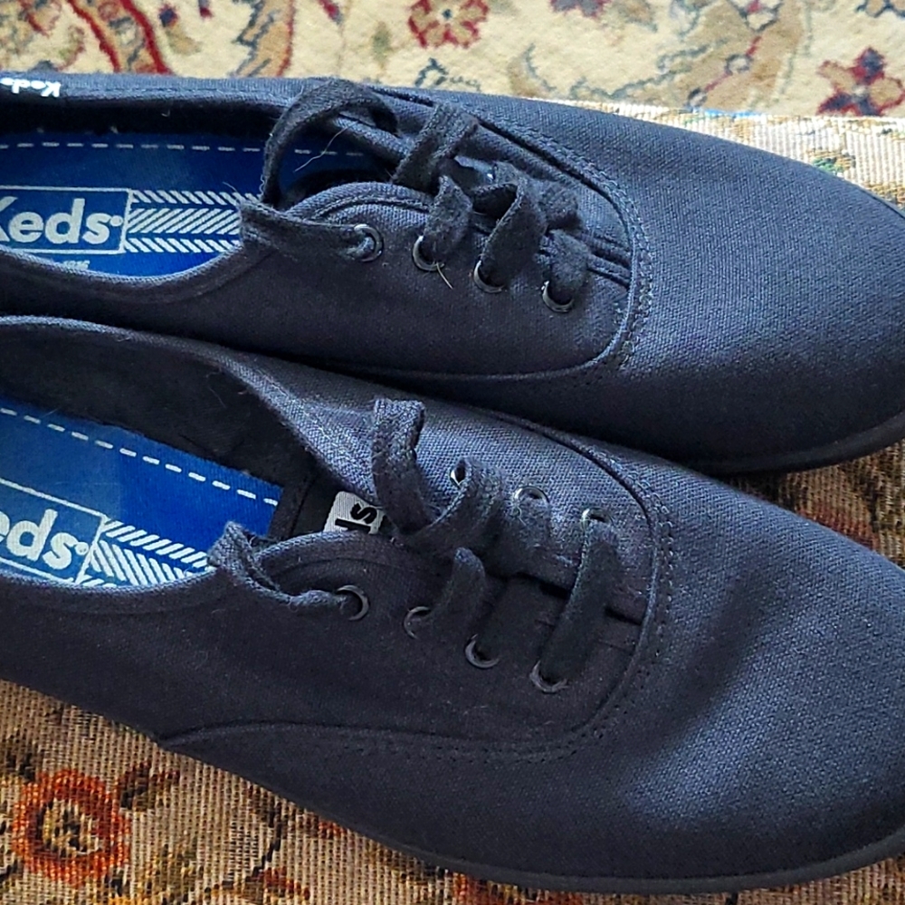 KEDS shoes
